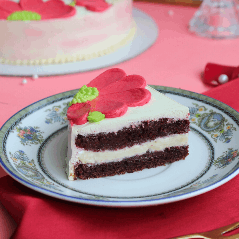 red velvet cake. floral cake. dream a dozen. pretty cakes. theobroma. Aubree. Bangalore cakes. Bengaluru. home delivery. cakes. chocolate cakes. yummy cakes. delicious cakes. best cakes in Bangalore. beautiful cakes. cake slices
