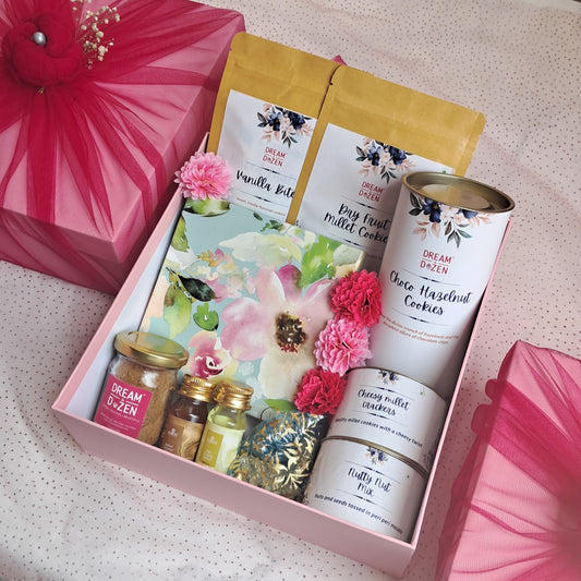 Mothers day hamper. Tea time snack. Snack box. Mothers day gift. Gift hamper