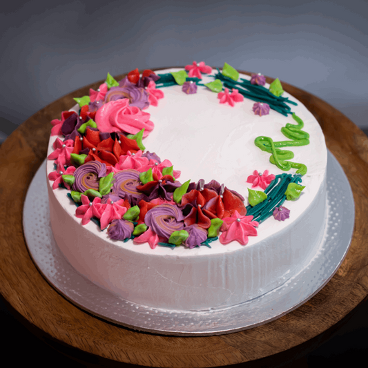 Buttercream floral frosting on eggless cake