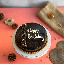 Load image into Gallery viewer, chocolate caramel cake. cakes. pastries. best cakes in Bangalore. yummy cakes. amintiri. Aubree. dream a dozen. birthday cakes. best cakes. premium cakes. chocolate lovers. death by chocolate. chocolate cakes. caramel . choco caramel cake
