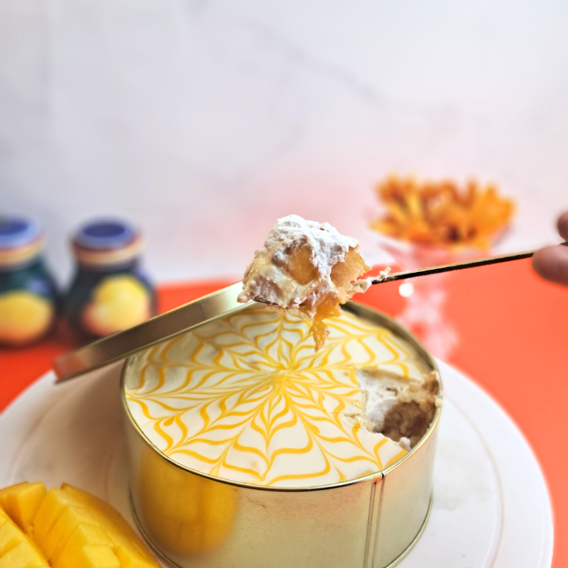 Mango Dream Cake (500gm)