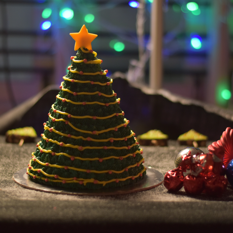 Christmas tree cake. Christmas treat. Christmas cakes. eggless. christmas party. christmas celebrations in office. 