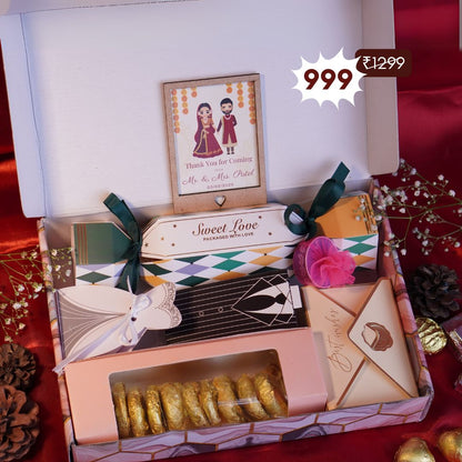8 items under 1000 PAN India Shipping - customisable wedding favours cutest in India
