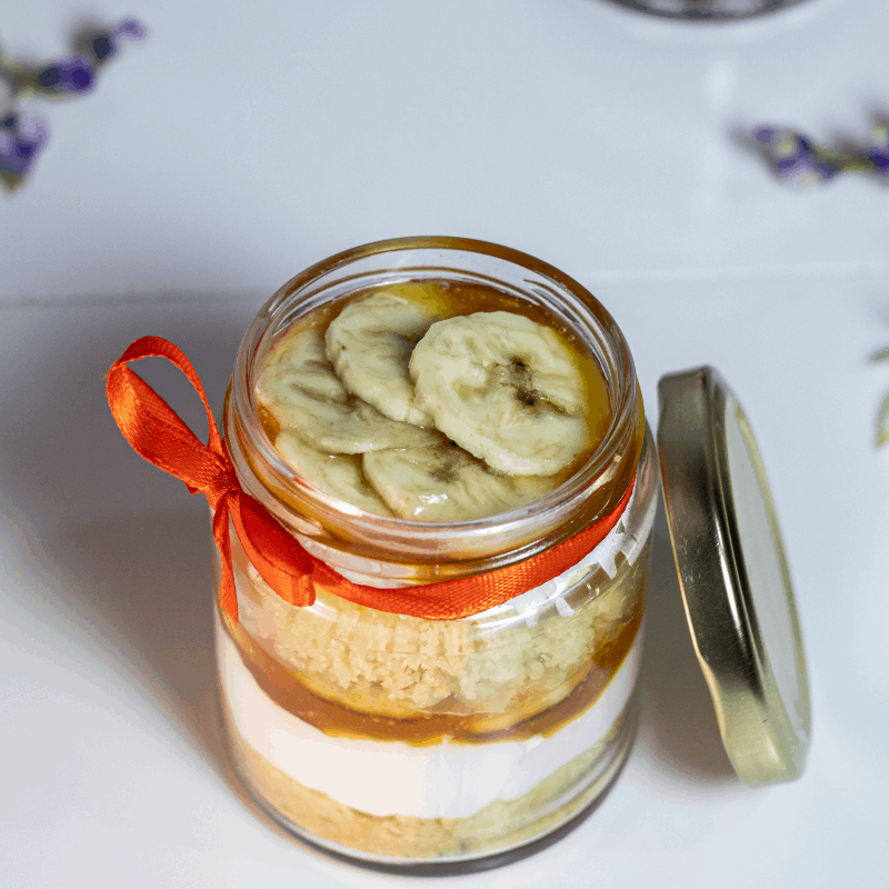 Yummy layers of banana and caramel with whipped cream