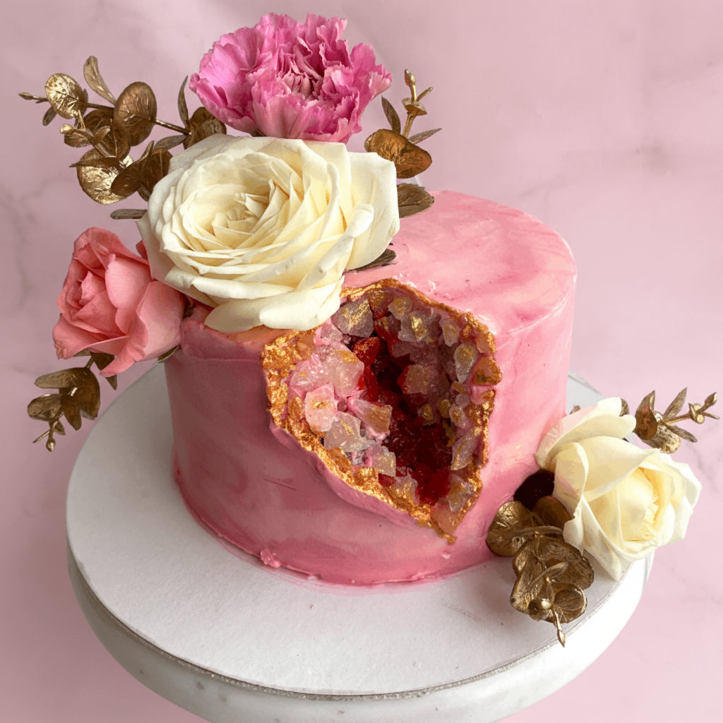 wedding cake with crystal cut and flowers