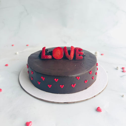 valentines day cake. happy valentines day. cakes. Bangalore. best cakes. eggless cakes. cute cakes. love. romance. cakes for him. cakes for her. strawberry cake. vanilla cake. strawberry chocolate cake. yummy. hearts. heart cake. Aubree. theobroma. Patisserie.  